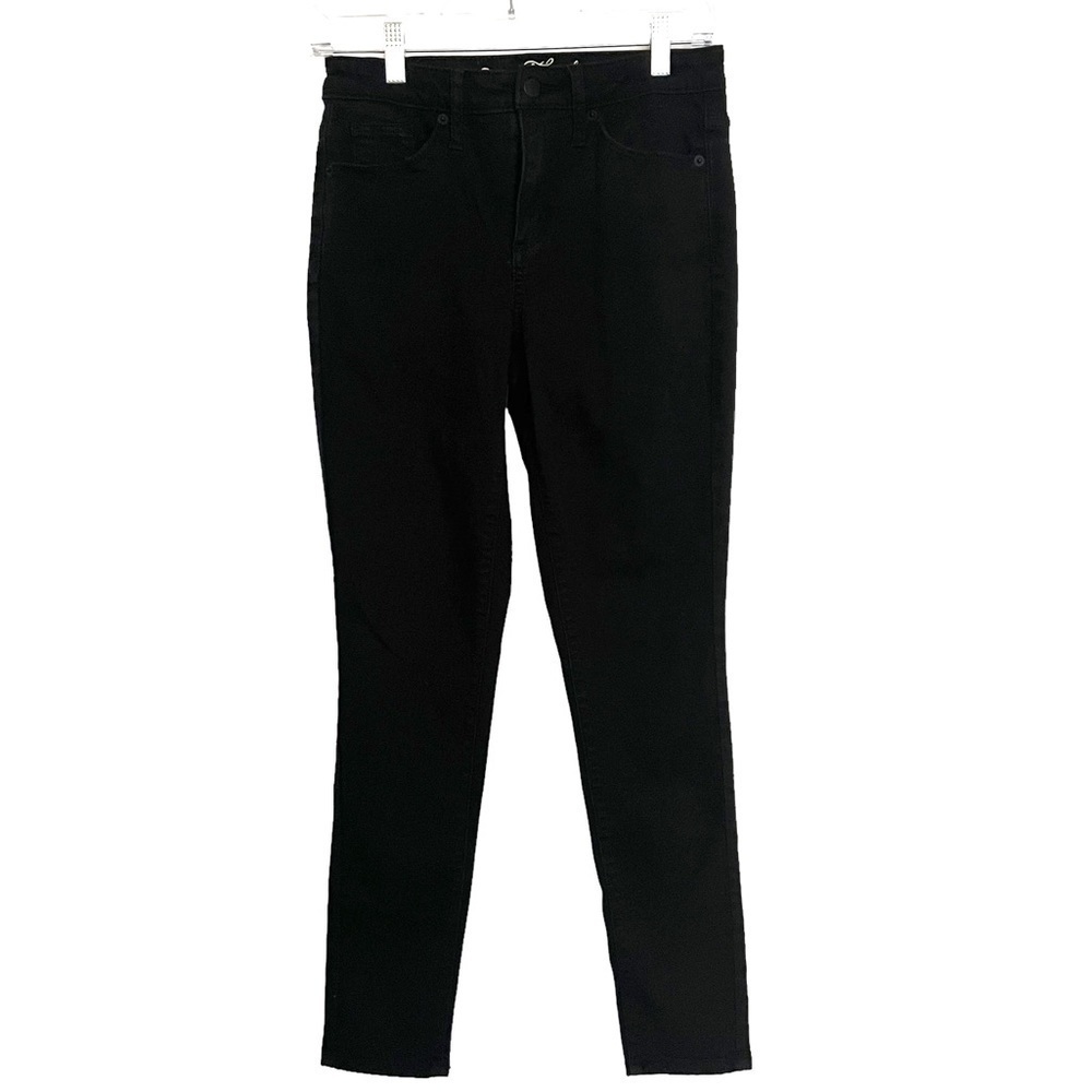Universal Thread Black Skinny Jeans Size 2 / 26S